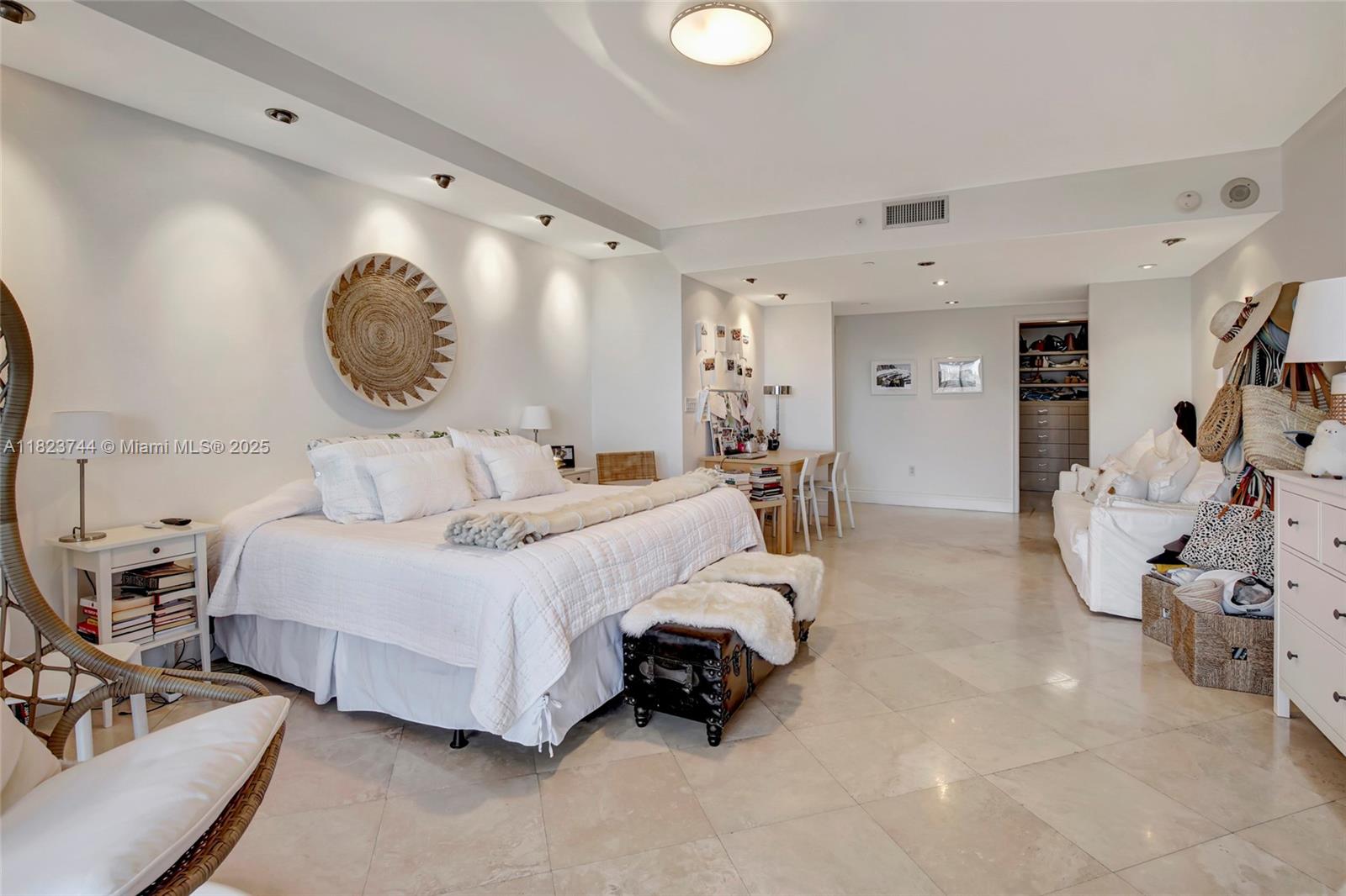 781 Crandon Blvd #1601, Key Biscayne FL 33149