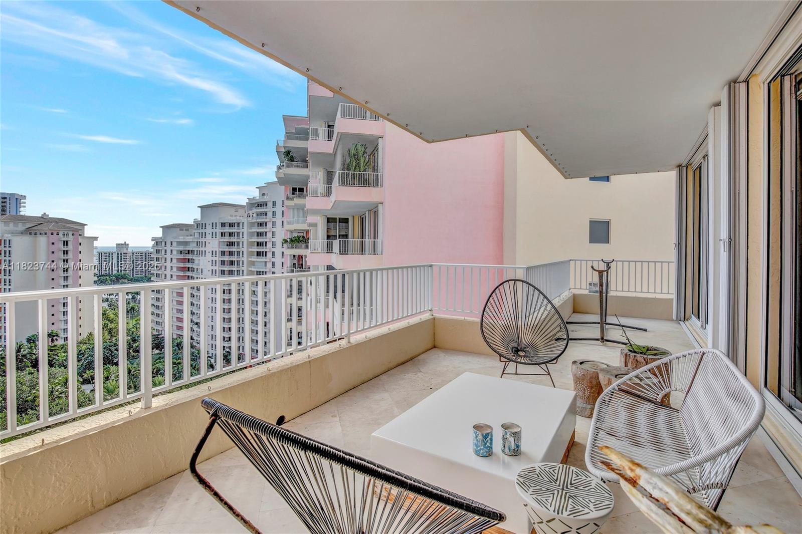 781 Crandon Blvd #1601, Key Biscayne FL 33149