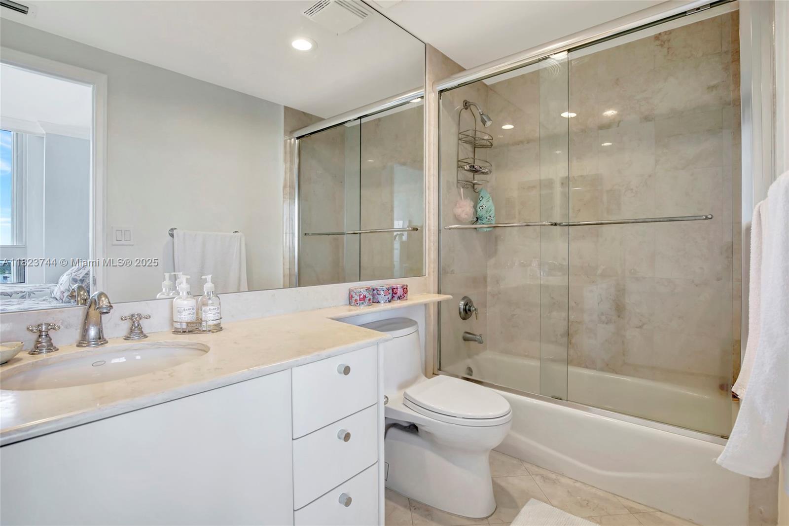 781 Crandon Blvd #1601, Key Biscayne FL 33149
