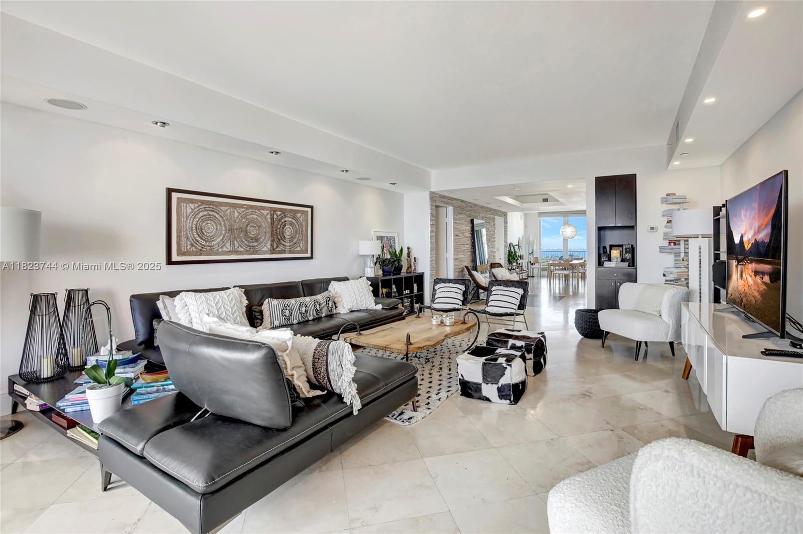 781 Crandon Blvd #1601, Key Biscayne FL 33149