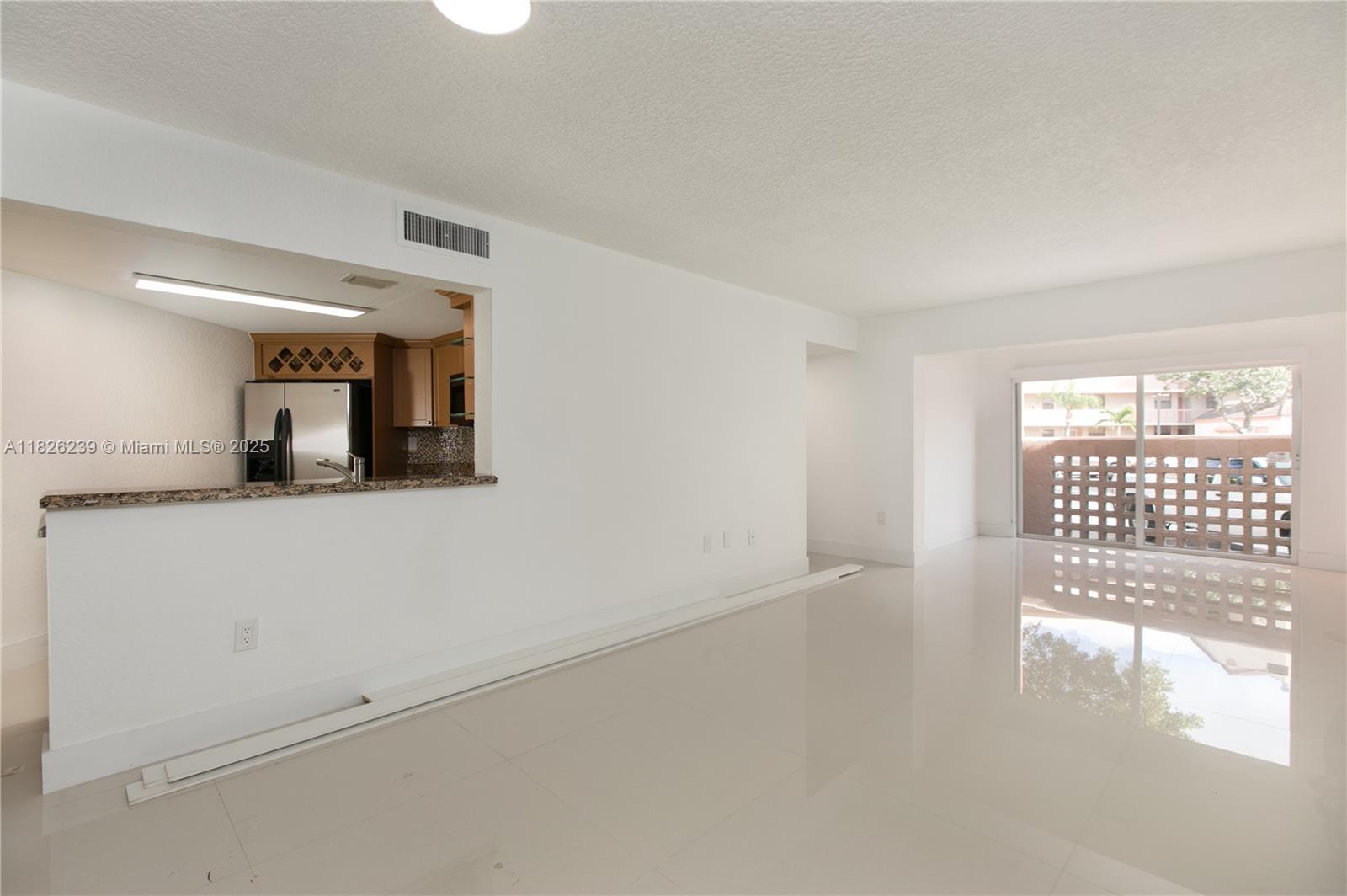 10241 NW 9 Street Cir 109-5