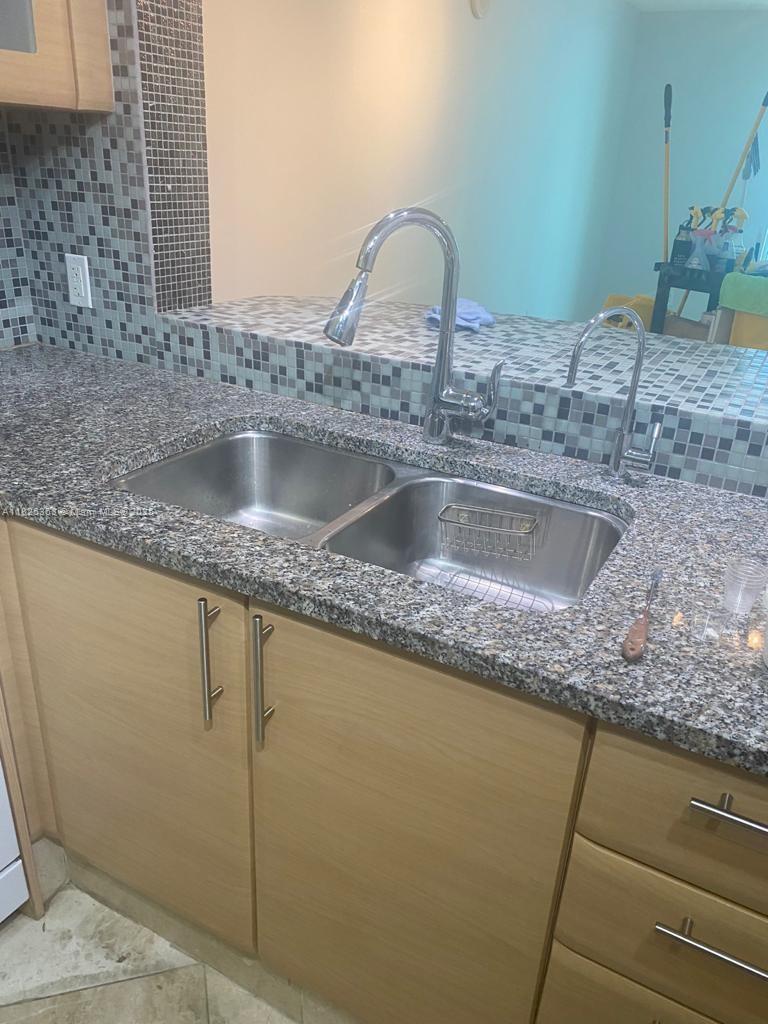 2101 Brickell Ave #903, Miami FL 33129