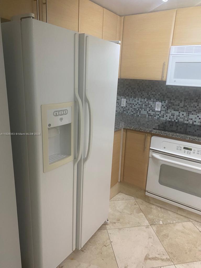 2101 Brickell Ave #903, Miami FL 33129