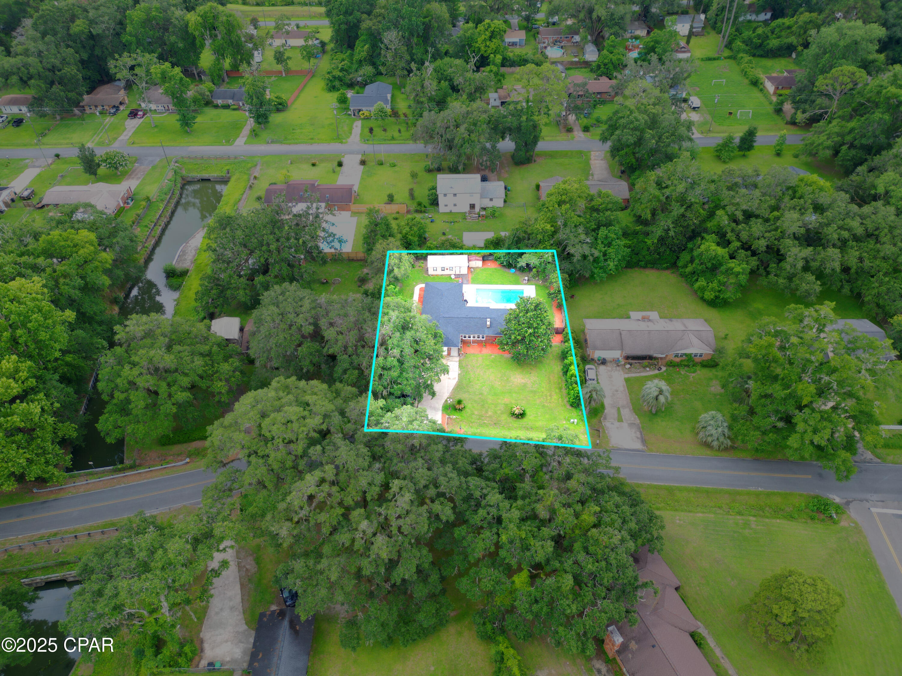 Image 31 For 2025 Shady Oaks Drive