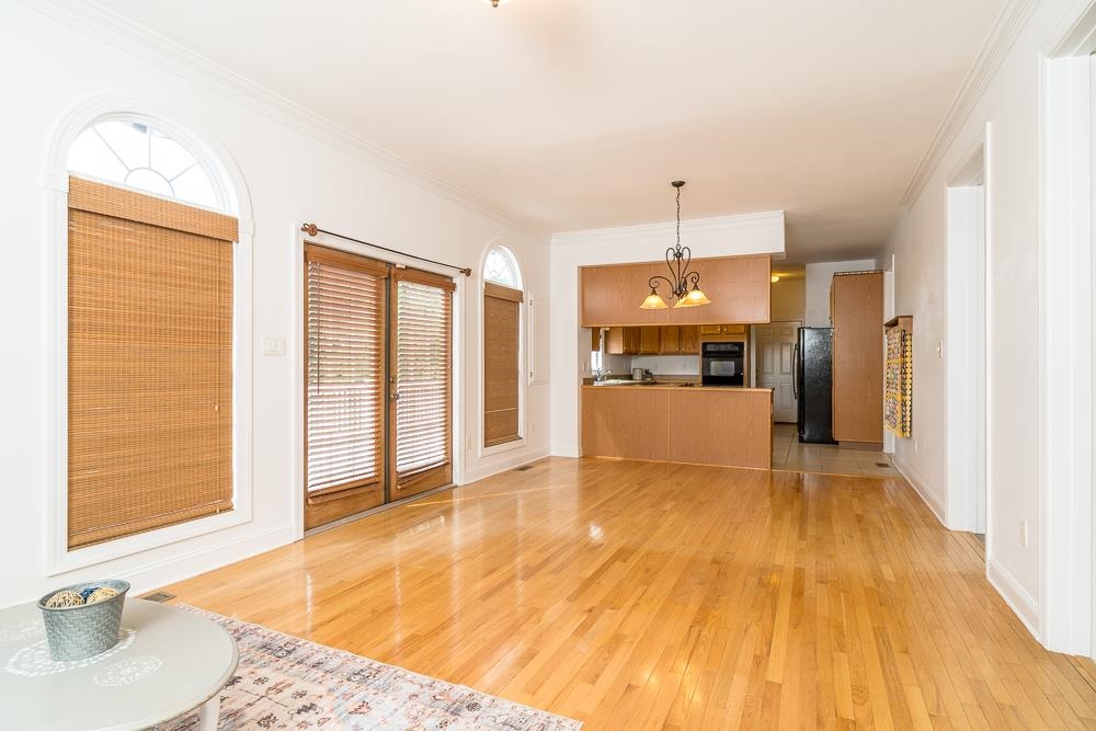 2178 Churchville Ave