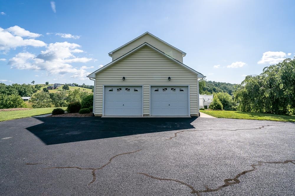 2178 Churchville Ave