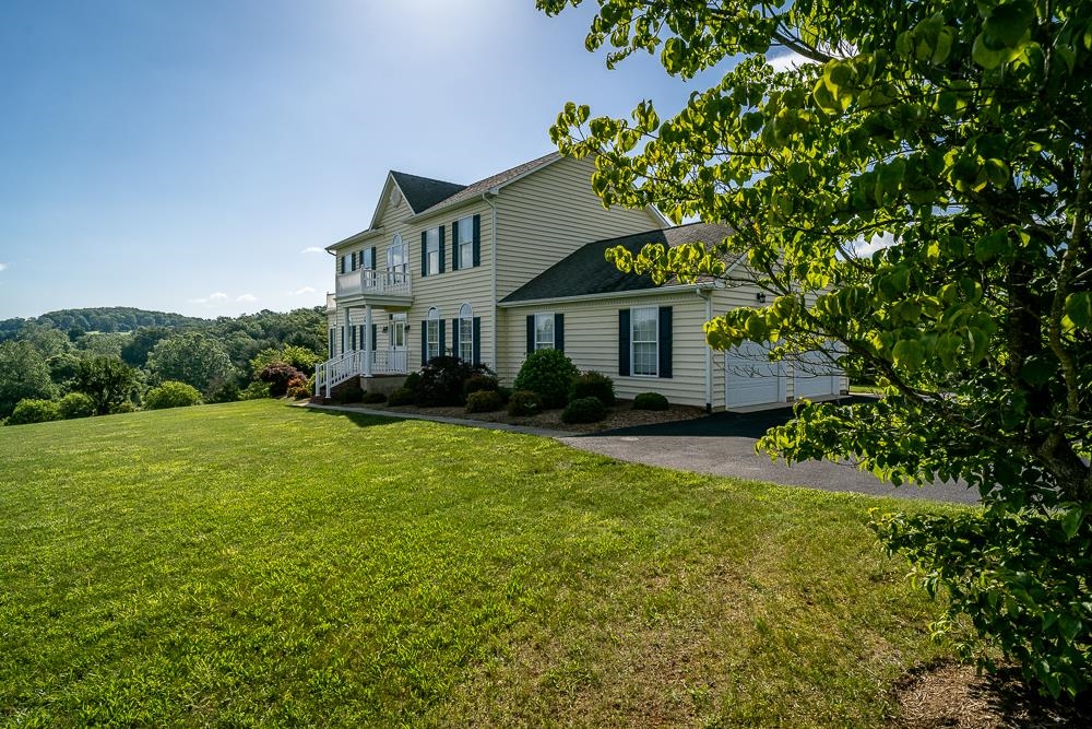 2178 Churchville Ave