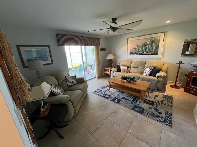 Homes for sale in Fort Pierce, FL | 1177 Bayshore Dr #104, Fort Pierce, FL 34949 | MLS# R11101561