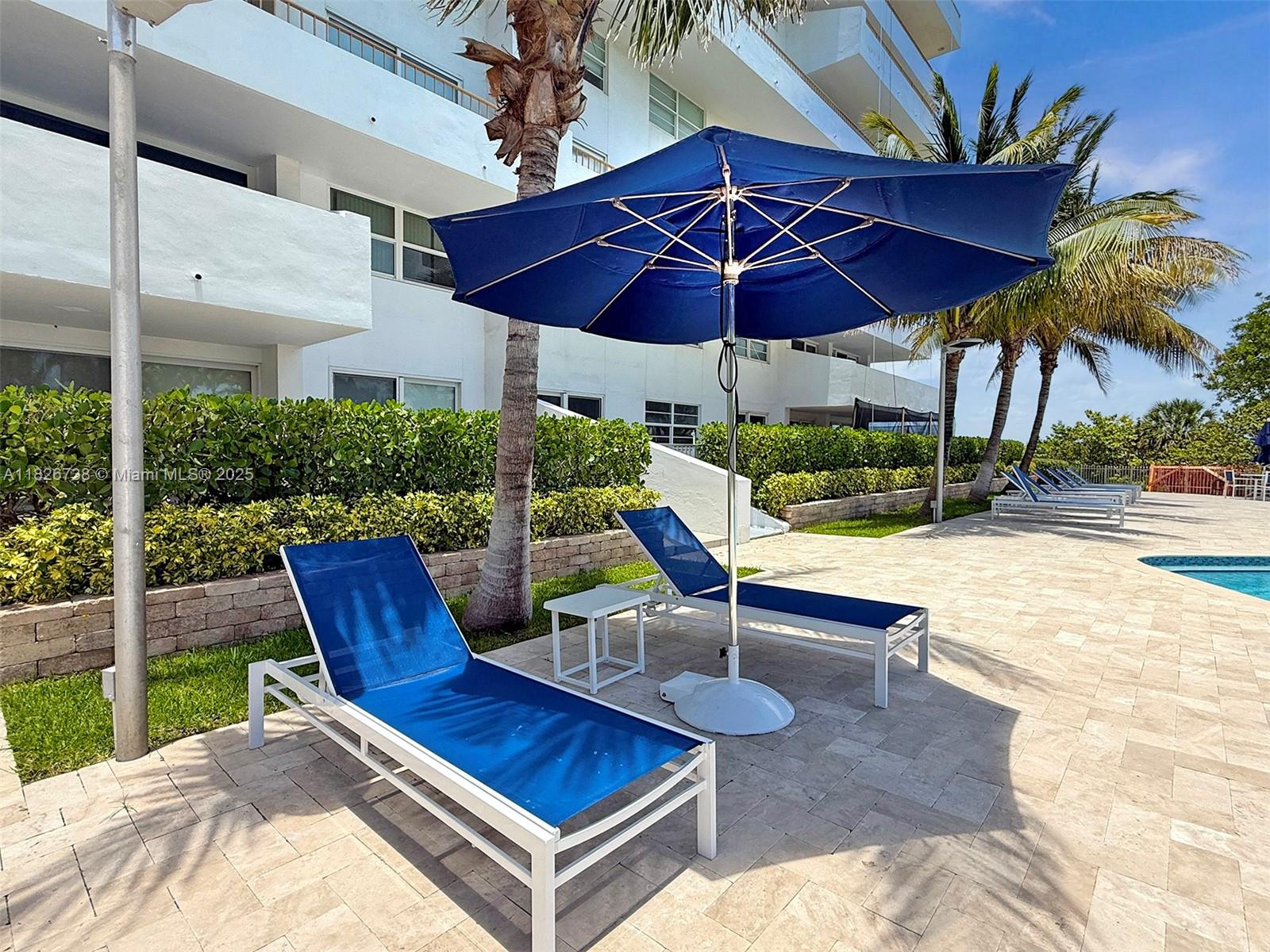 177 Ocean Lane Dr #906, Key Biscayne FL 33149