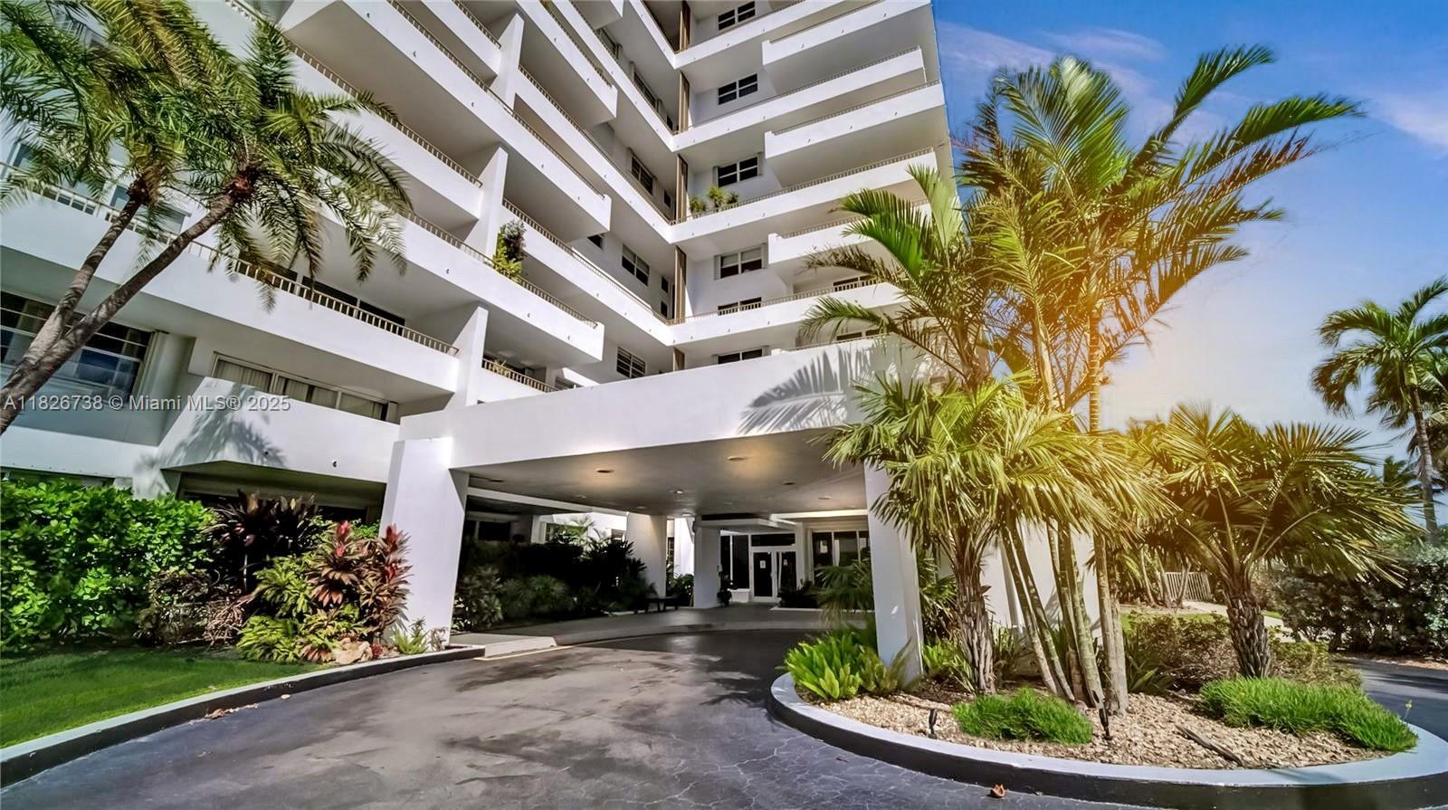 177 Ocean Lane Dr #906, Key Biscayne FL 33149