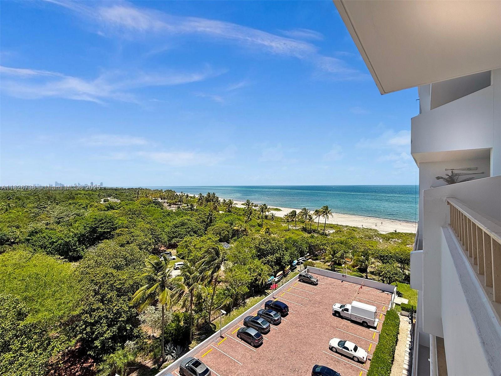 177 Ocean Lane Dr #906, Key Biscayne FL 33149