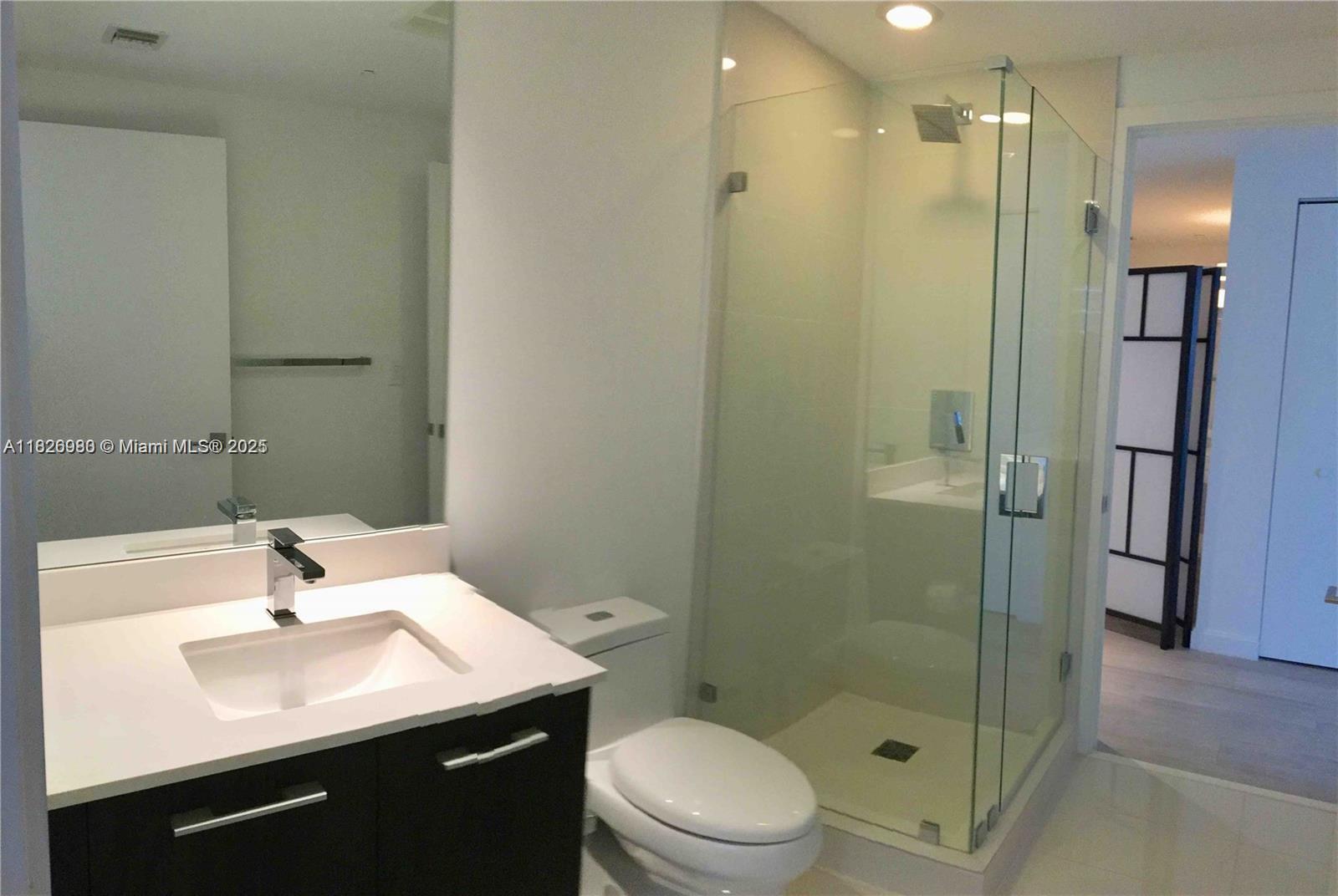 55 SW 9th St #2901, Miami FL 33130