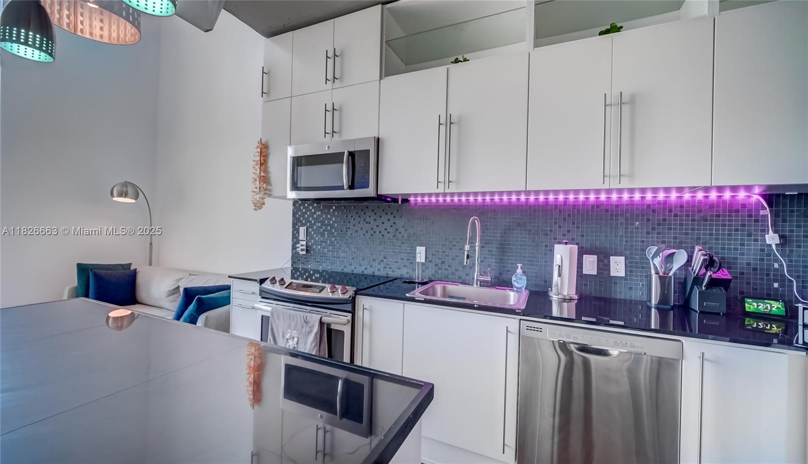 690 SW 1st Ct #2704, Miami FL 33130