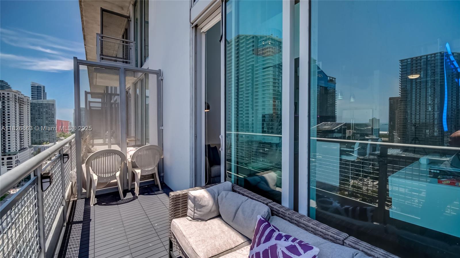 690 SW 1st Ct #2704, Miami FL 33130