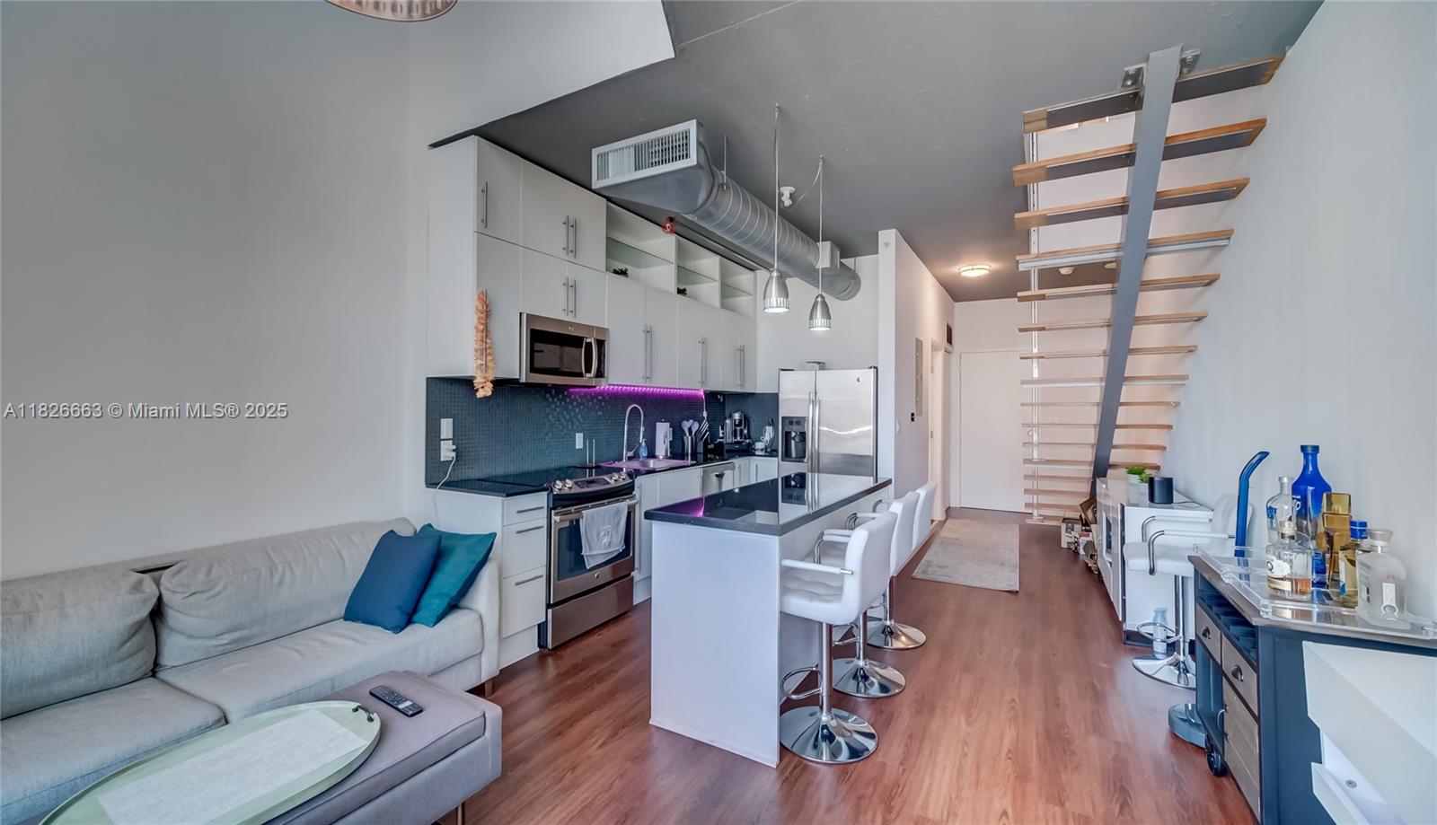 690 SW 1st Ct #2704, Miami FL 33130