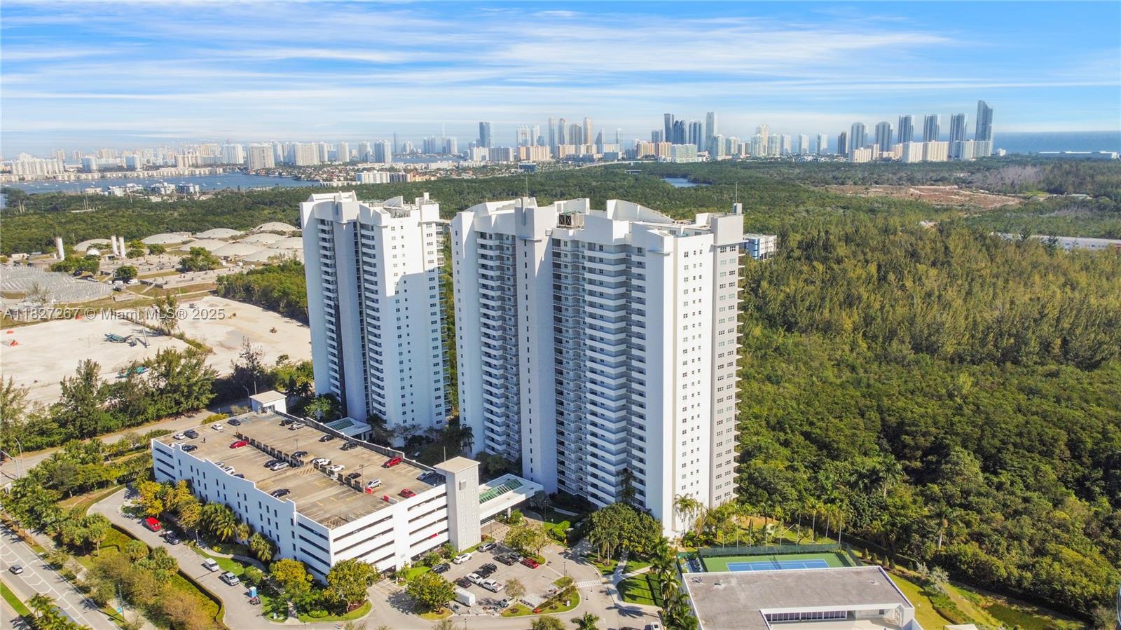 14951 Royal Oaks Ln #908, North Miami, Florida image 27