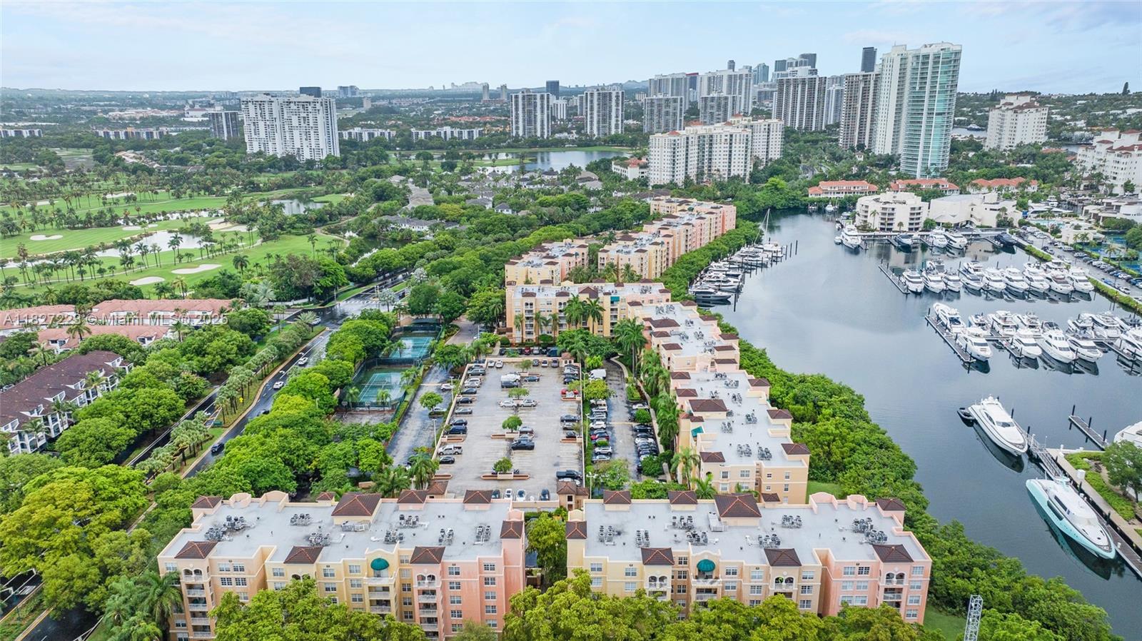 19701 E Country Club Dr #5104, Aventura FL 33180
