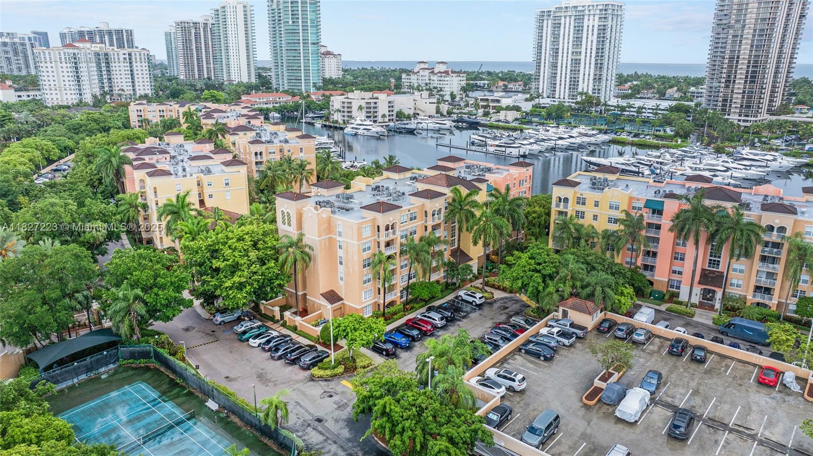 19701 E Country Club Dr #5104, Aventura FL 33180