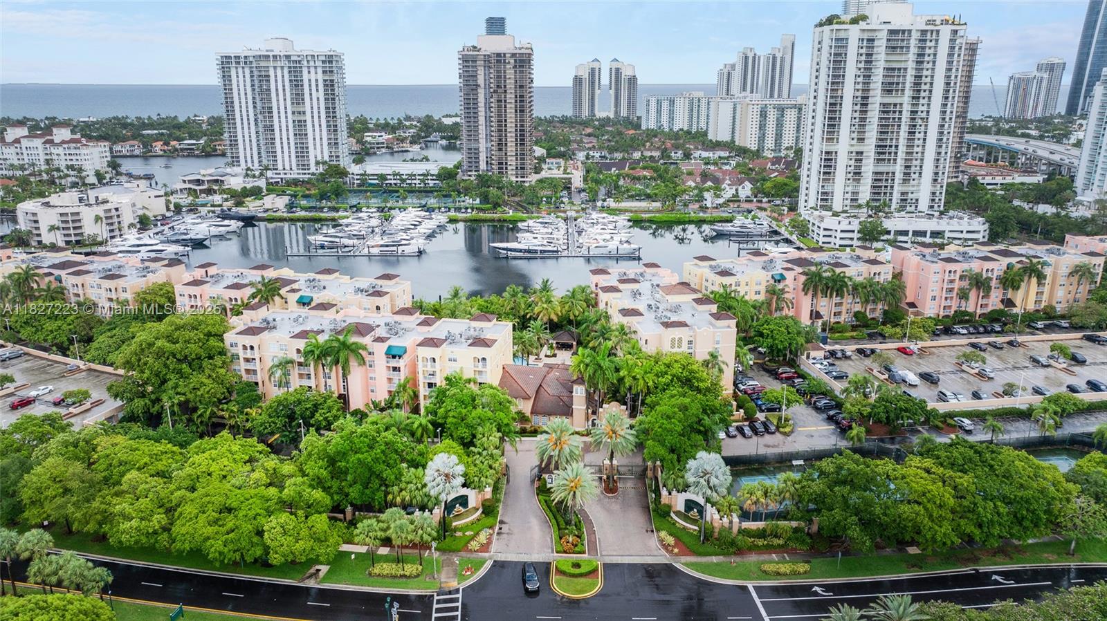 19701 E Country Club Dr #5104, Aventura FL 33180
