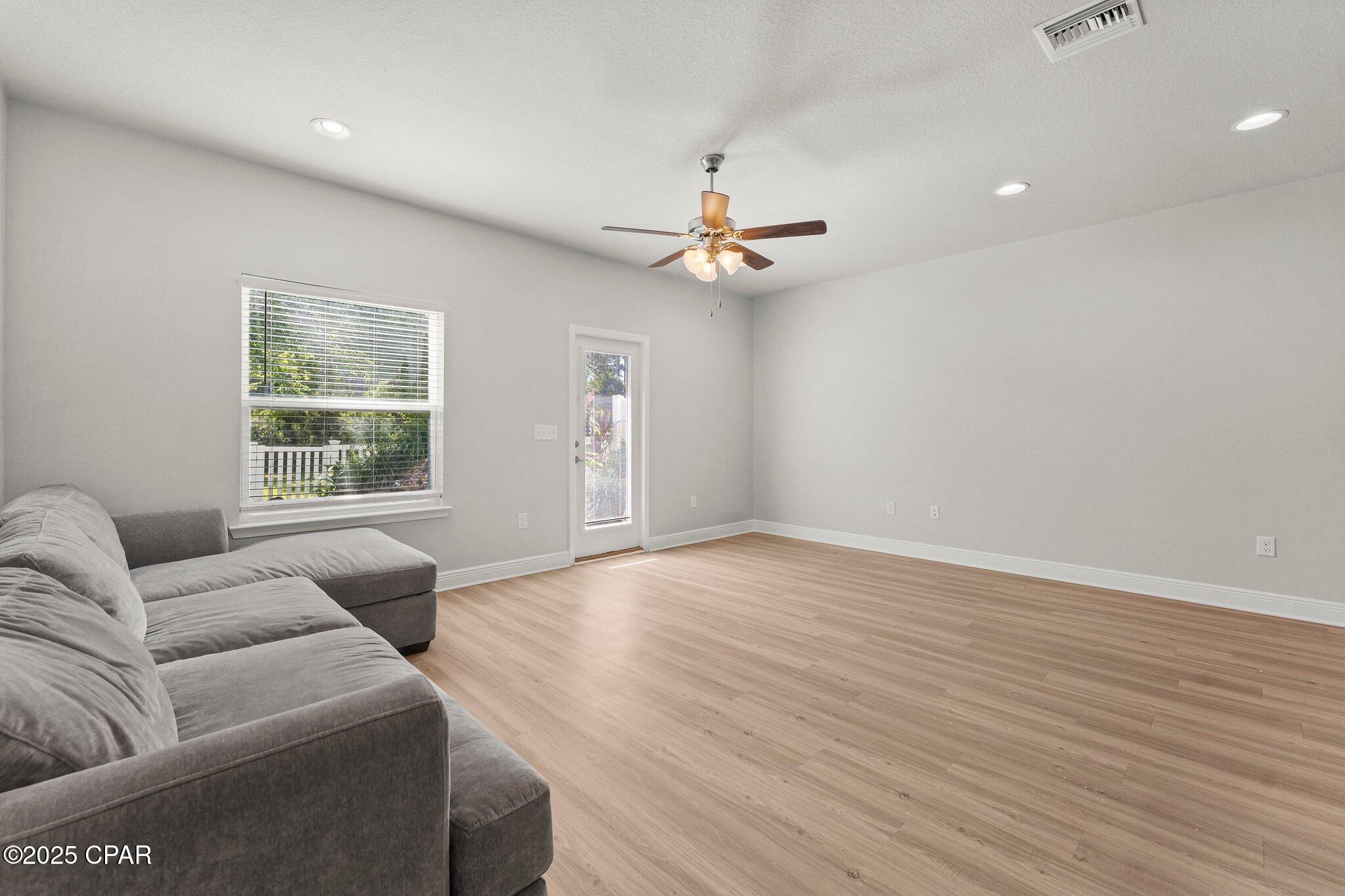 Image 16 For 106 Angel Falls Lane