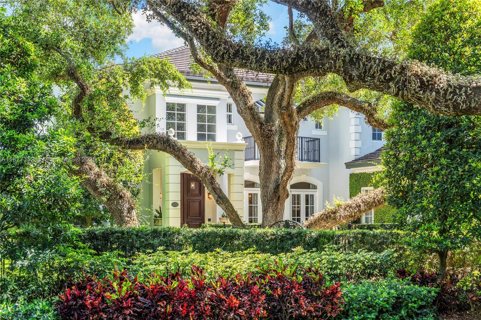 1171 Tiara Ct, Coral Gables, Florida image 4
