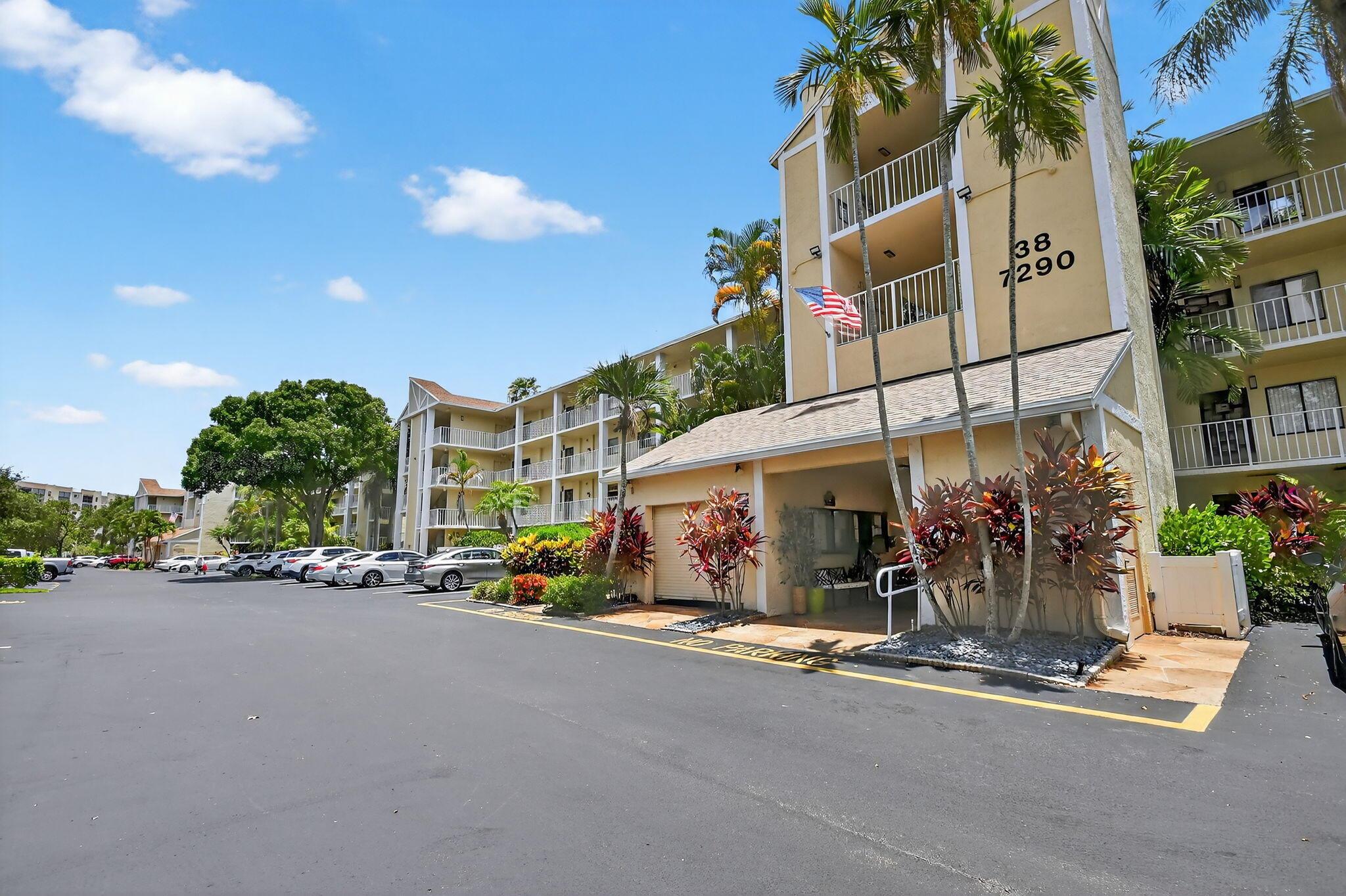 Homes for sale in Delray Beach, FL | 7290 Ashford Pl #201, Delray Beach, FL 33446 | MLS# R11101857