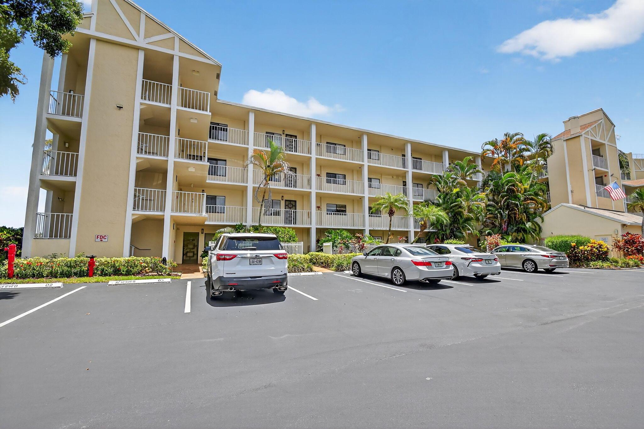 Homes for sale in Delray Beach, FL | 7290 Ashford Pl #201, Delray Beach, FL 33446 | MLS# R11101857