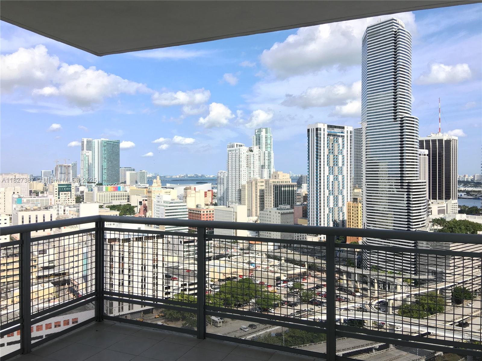 350 S Miami Ave #2707, Miami FL 33130
