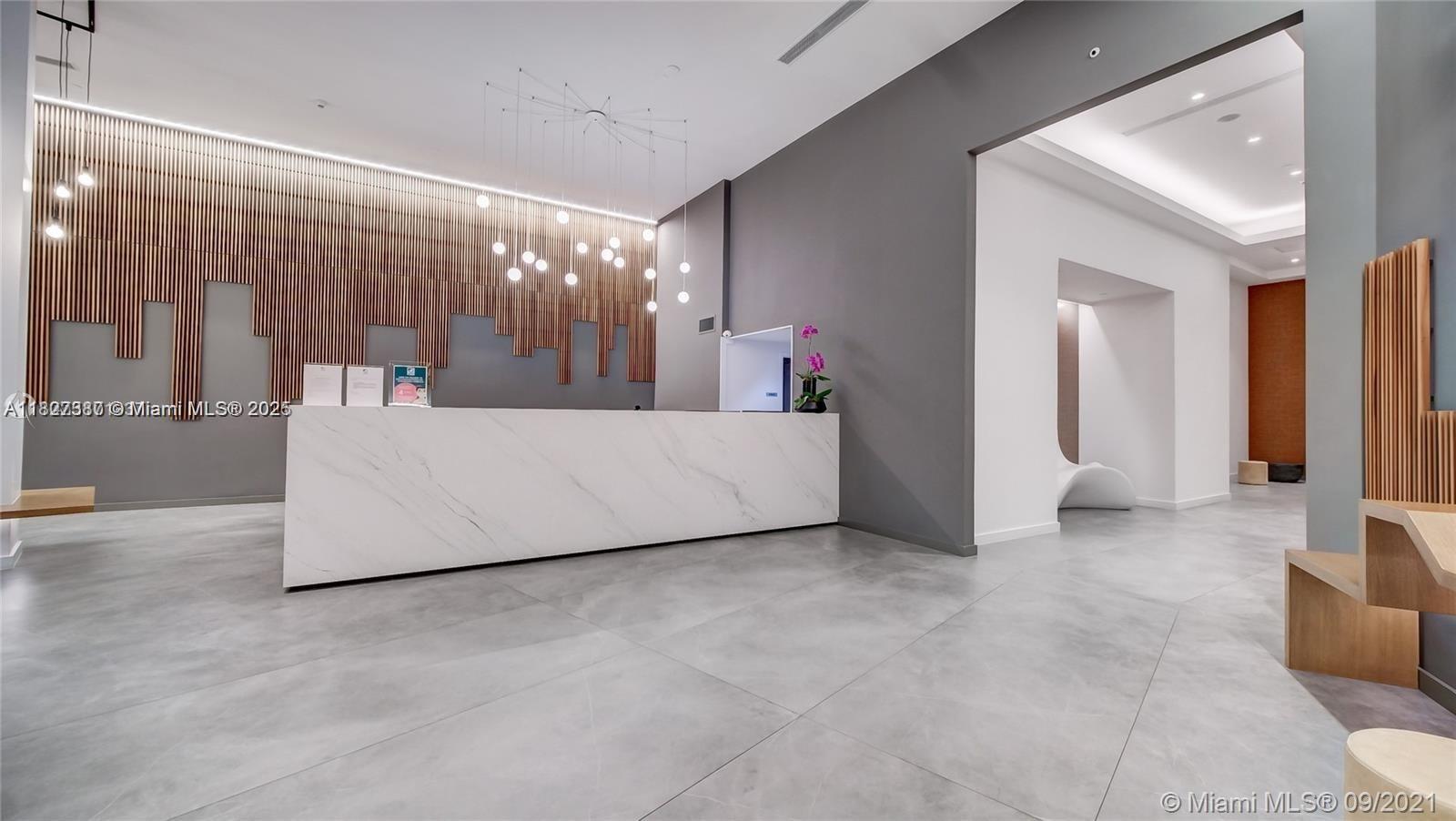 350 S Miami Ave #2707, Miami FL 33130