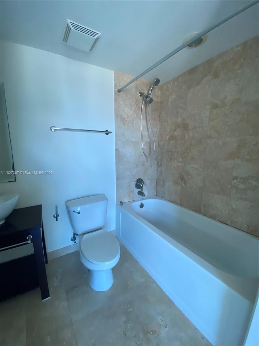 350 S Miami Ave #2707, Miami FL 33130
