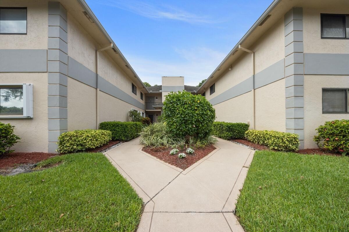 Homes for sale in Delray Beach, FL | 15378 Lakes Of Delray Boulevard #15, Delray Beach, FL 33484 | MLS# R11101882