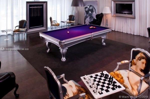 495 Brickell Ave #1806, Miami FL 33131