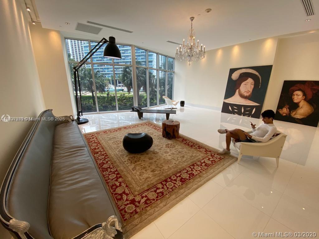495 Brickell Ave #1806, Miami FL 33131