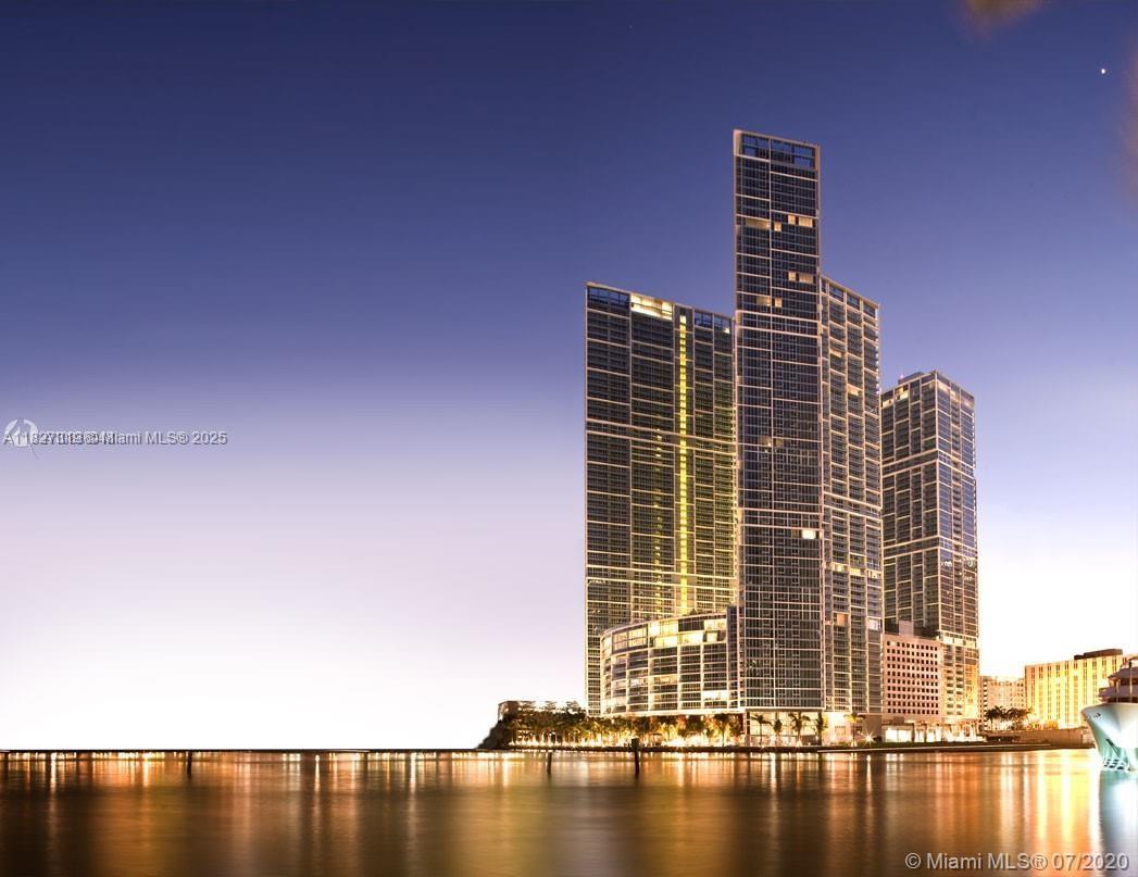 495 Brickell Ave #1806, Miami FL 33131