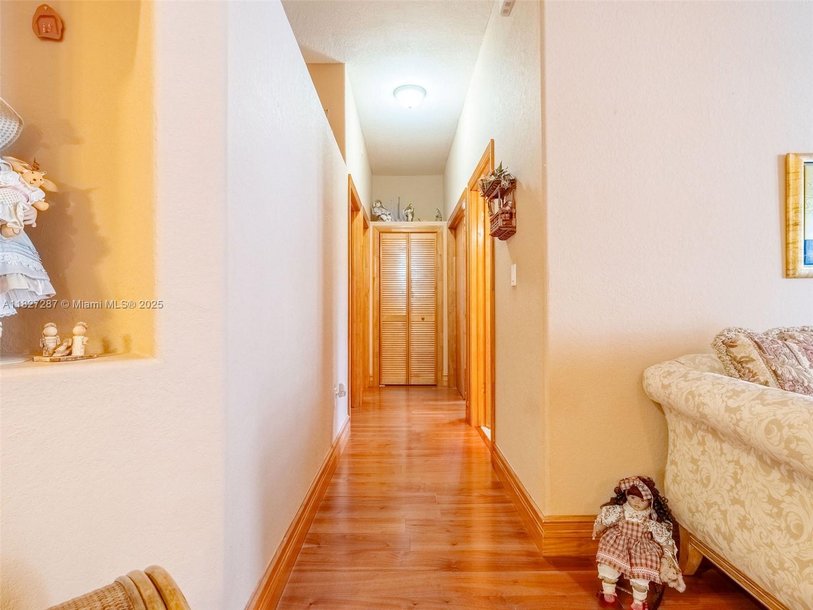 16523 NW 77th Path, Miami Lakes, Florida image 24