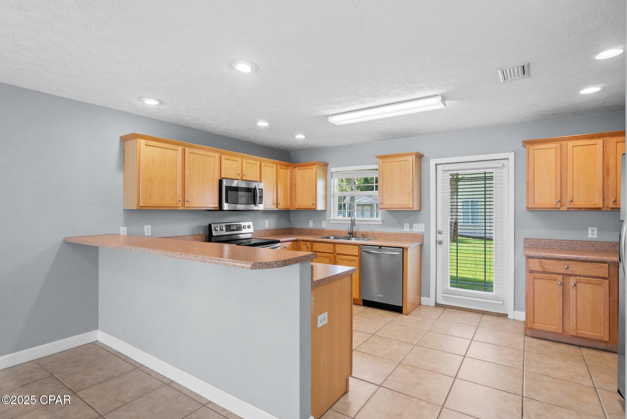 Image 13 For 2125 Sterling Cove Boulevard