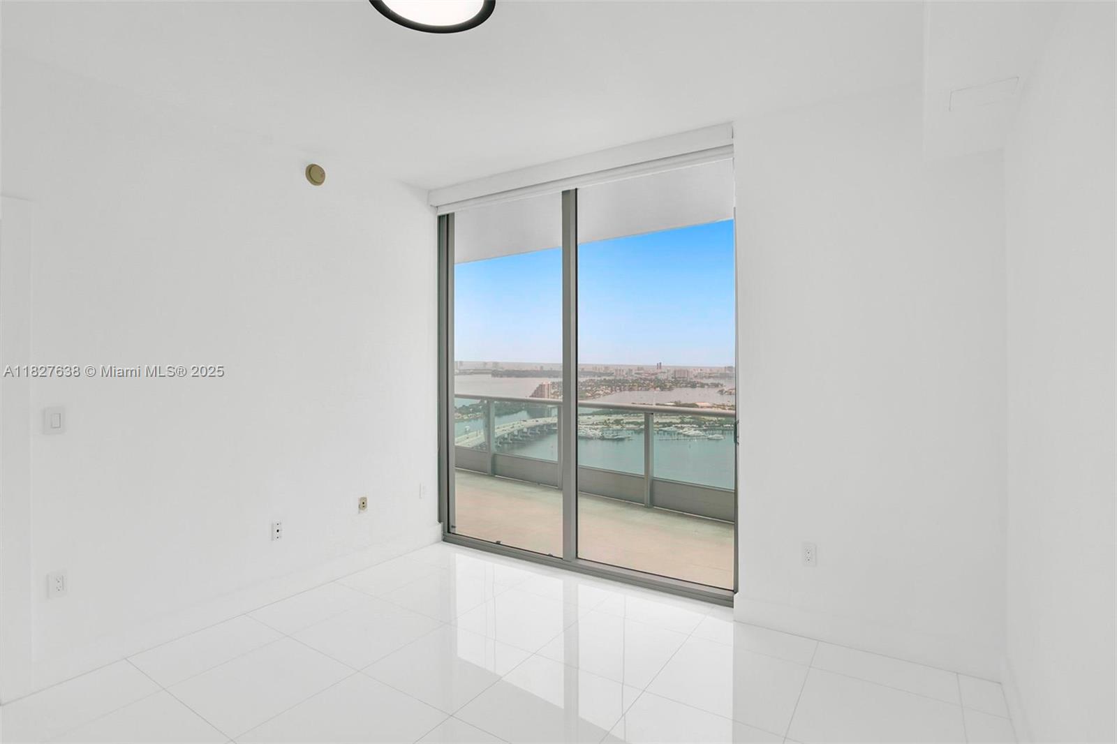 900 Biscayne Blvd #4803, Miami FL 33132