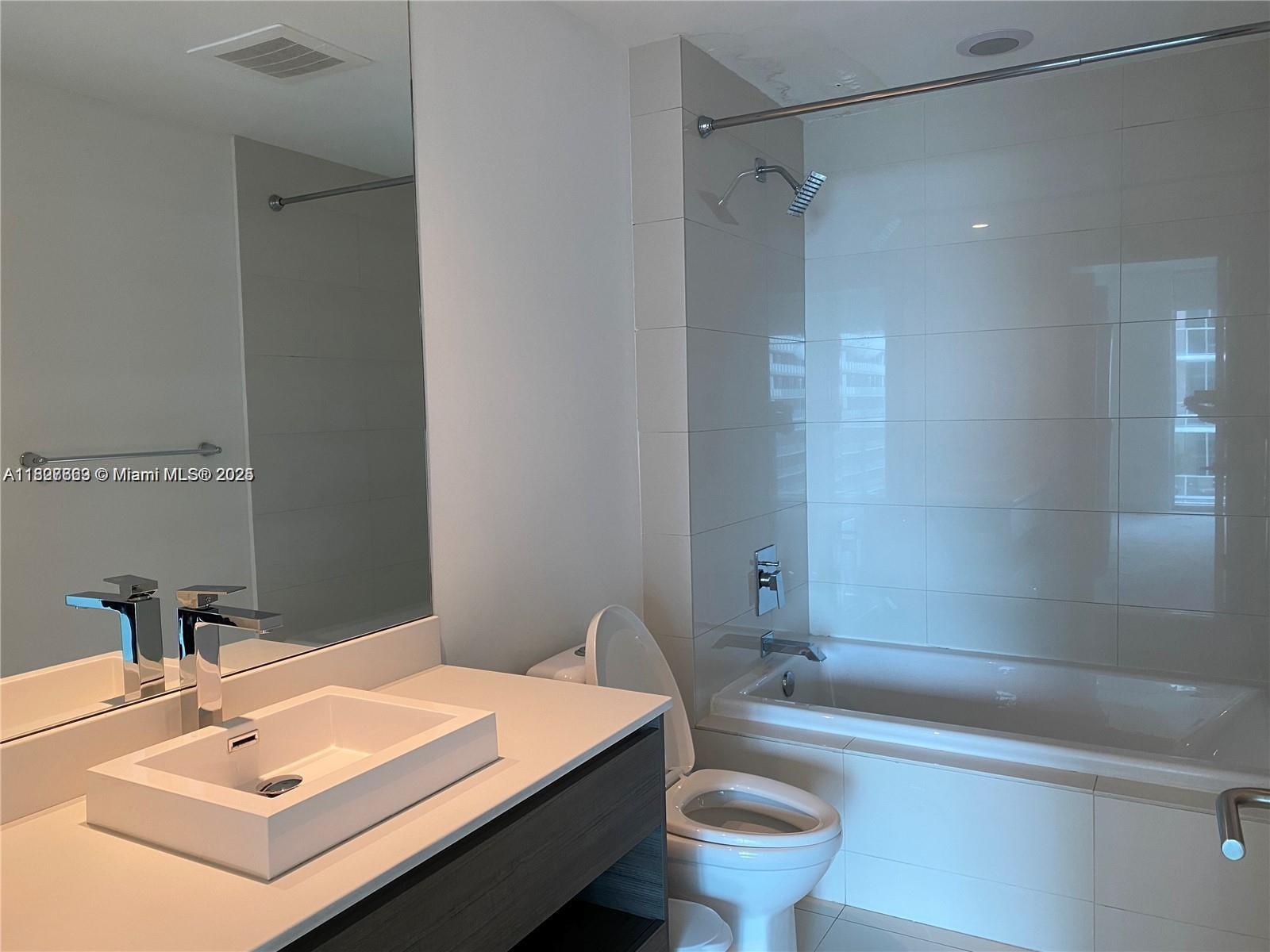 1100 S Miami Ave #2505, Miami FL 33130