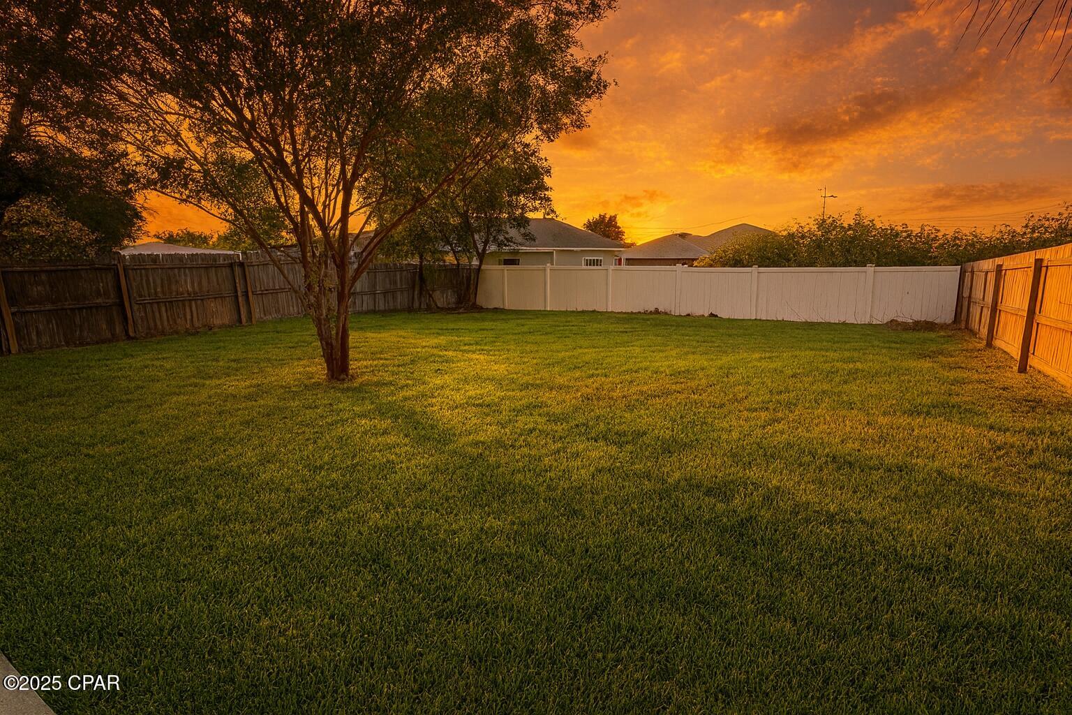 Image 3 For 104 Oleander Circle