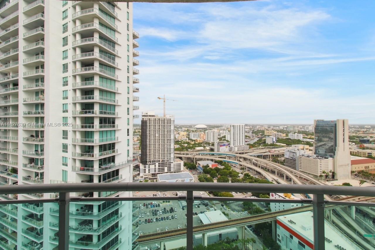 350 S Miami Ave #2915, Miami FL 33130