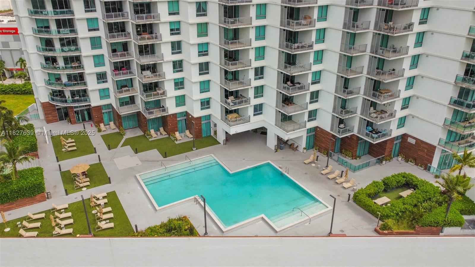 350 S Miami Ave #2915, Miami FL 33130