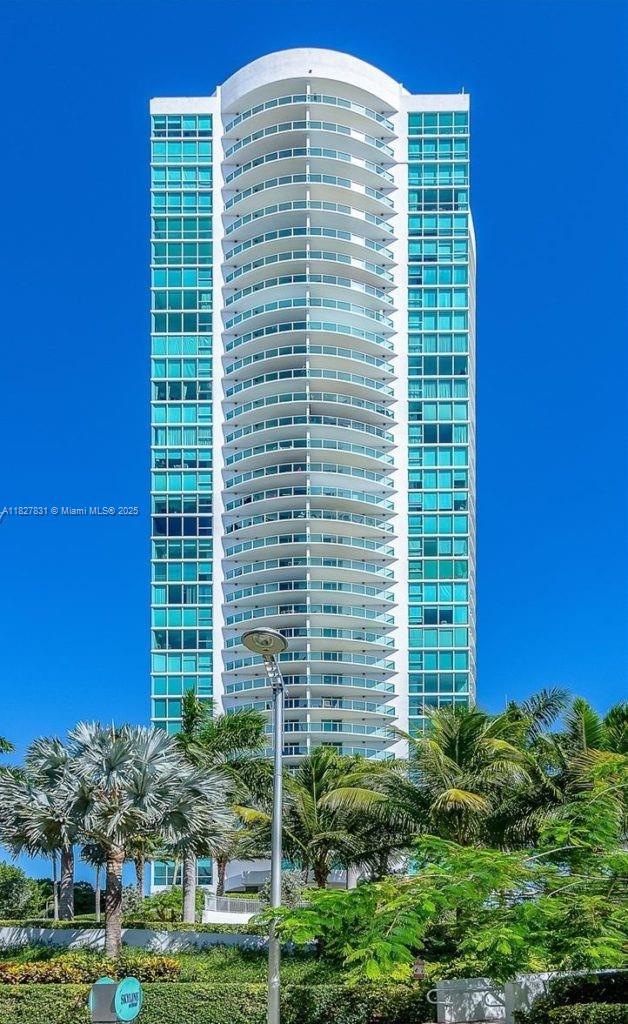 2101 Brickell Ave #2611, Miami FL 33129