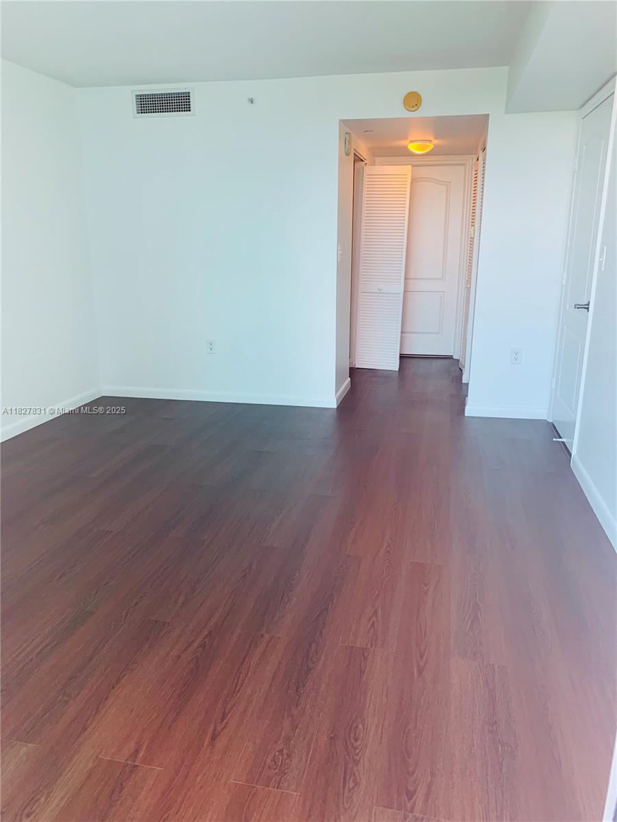 2101 Brickell Ave #2611, Miami FL 33129