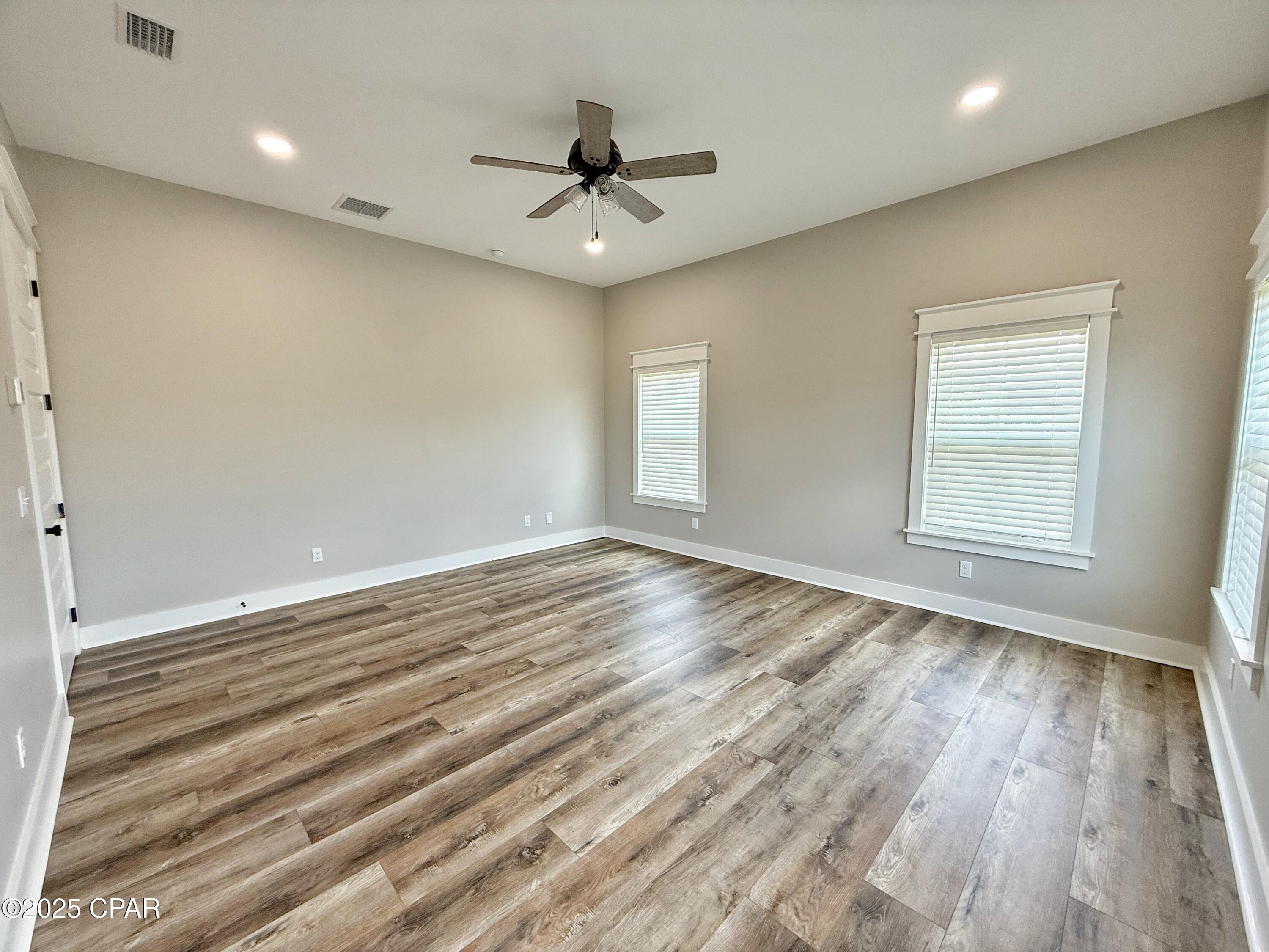 Image 18 For 3391 Grey Oak Way