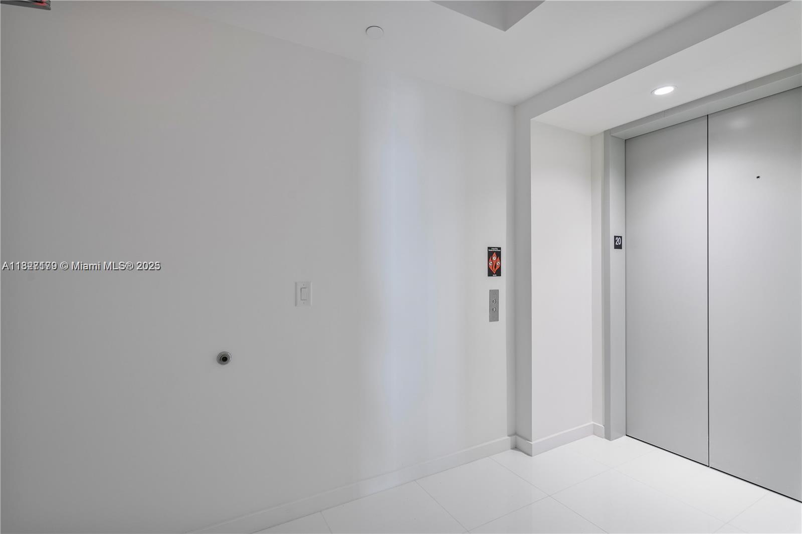 851 NE 1st Ave #2009, Miami FL 33132