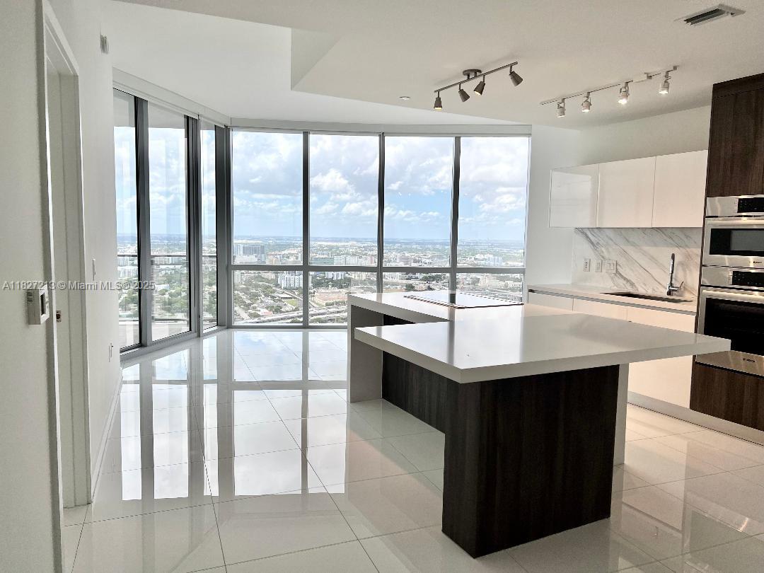 851 NE 1st Ave #4504, Miami FL 33132