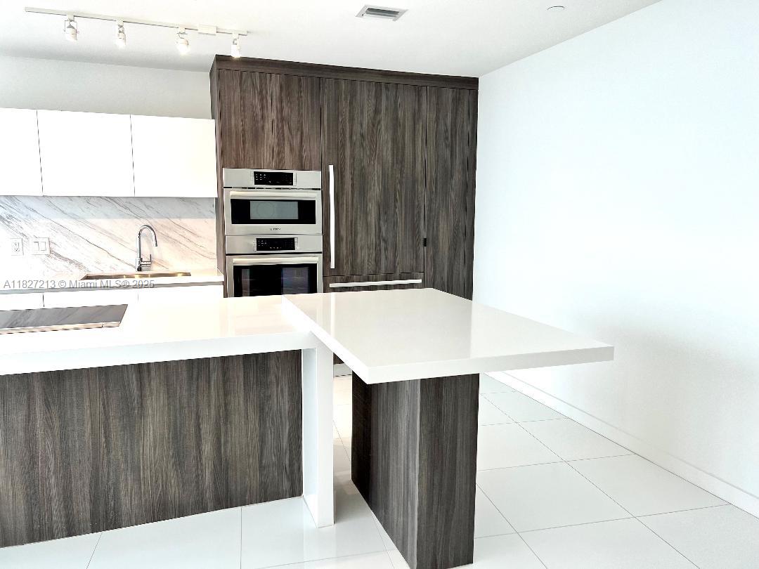 851 NE 1st Ave #4504, Miami FL 33132