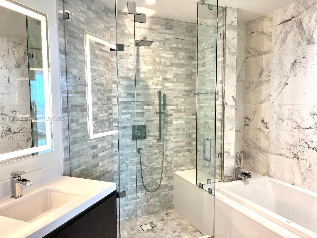 851 NE 1st Ave #4504, Miami FL 33132