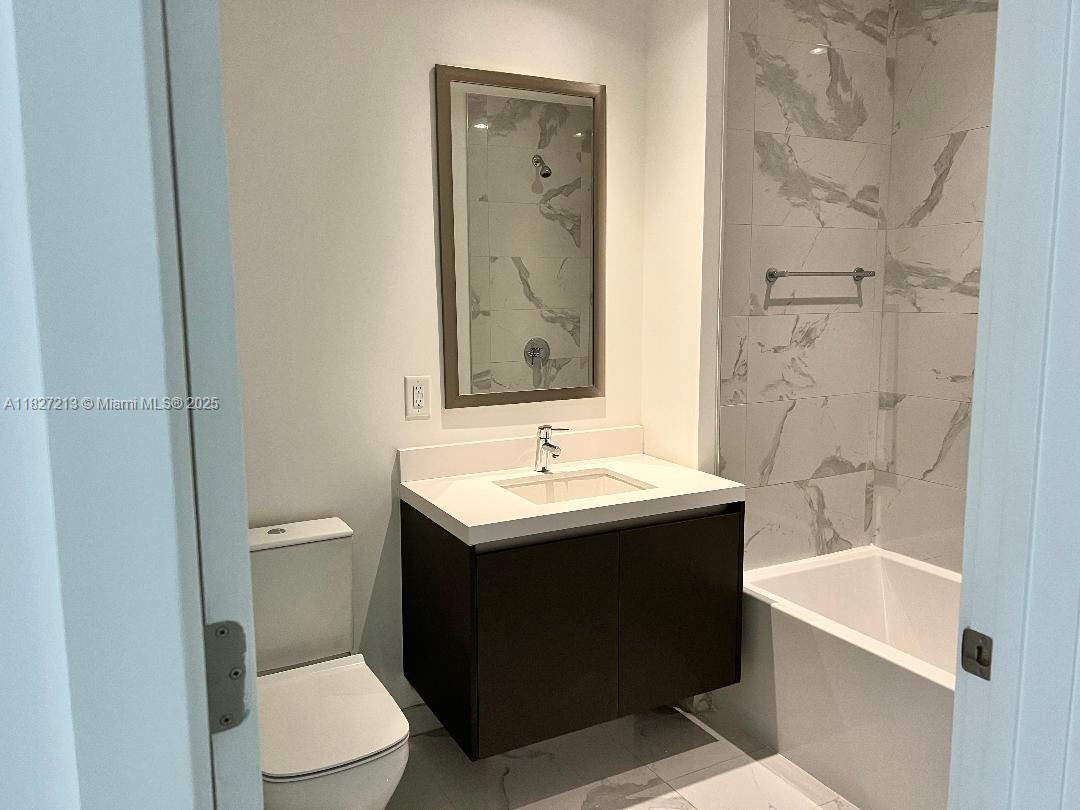 851 NE 1st Ave #4504, Miami FL 33132