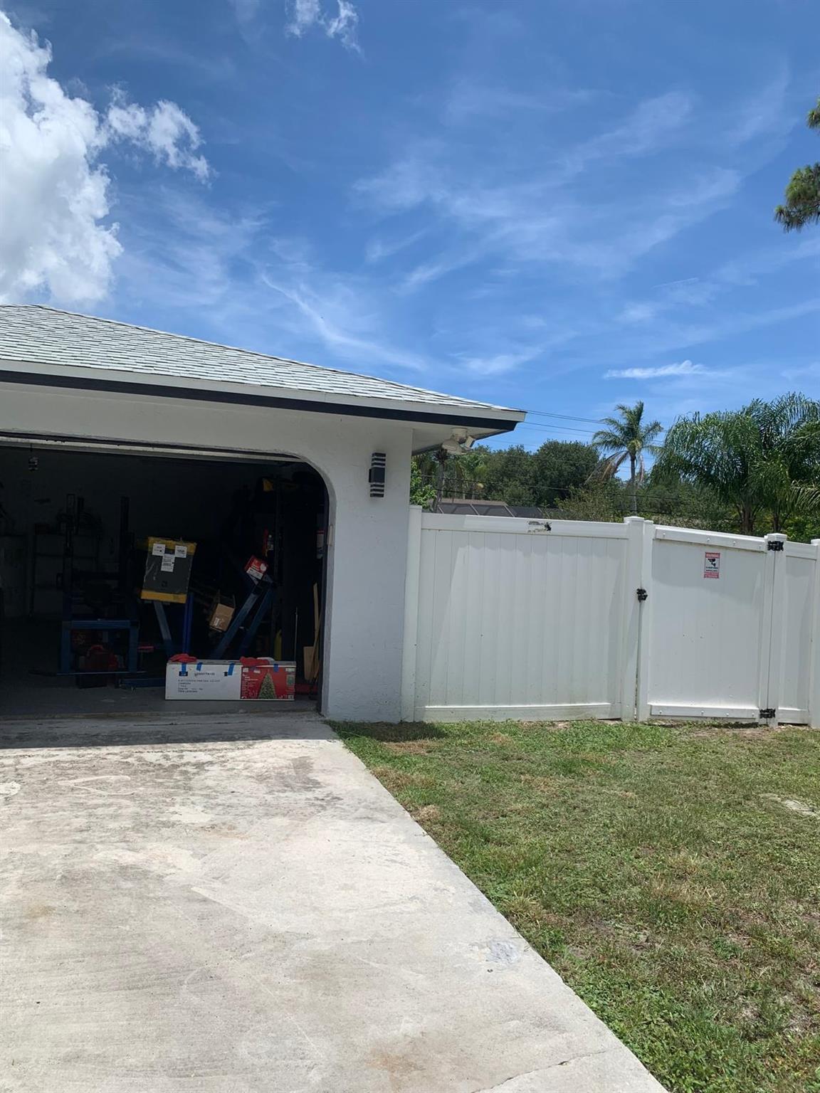 Homes for sale in Fort Pierce, FL | 7904 Penny Lane, Fort Pierce, FL 34951 | MLS# R11102218